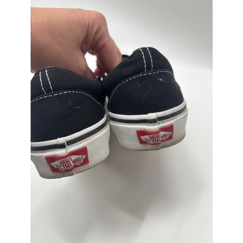 Women's Vans Slip-on Shoes, Black, Size 7 - Picture 4 of 7